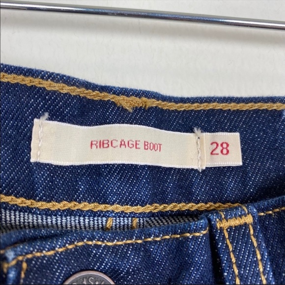 Levi’s Ribcage Bootcut Jeans - Picture 10 of 14